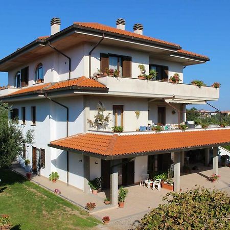 Bed and Breakfast Il Roseto Di Daniela Montefiascone Exterior foto