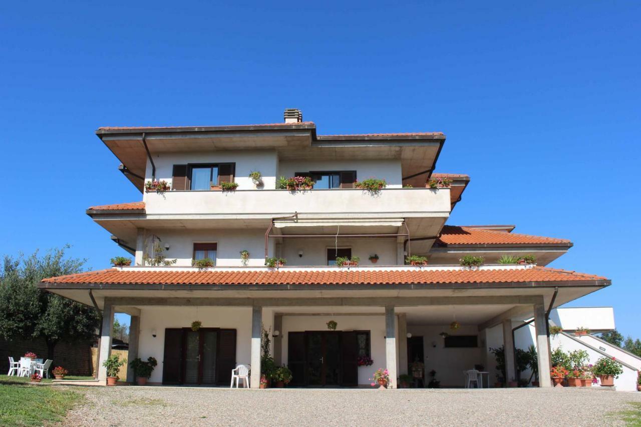 Bed and Breakfast Il Roseto Di Daniela Montefiascone Exterior foto