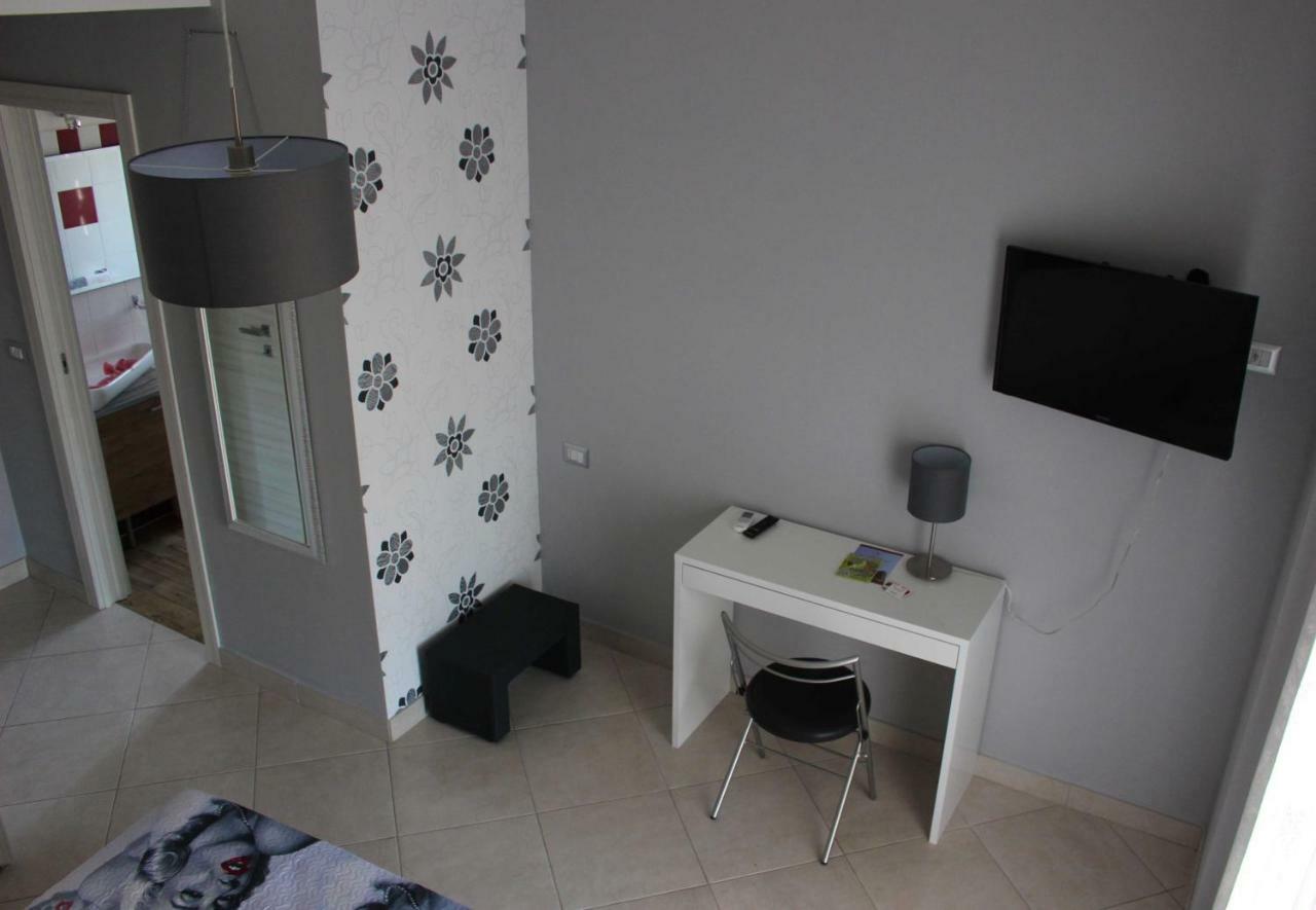 Bed and Breakfast Il Roseto Di Daniela Montefiascone Exterior foto